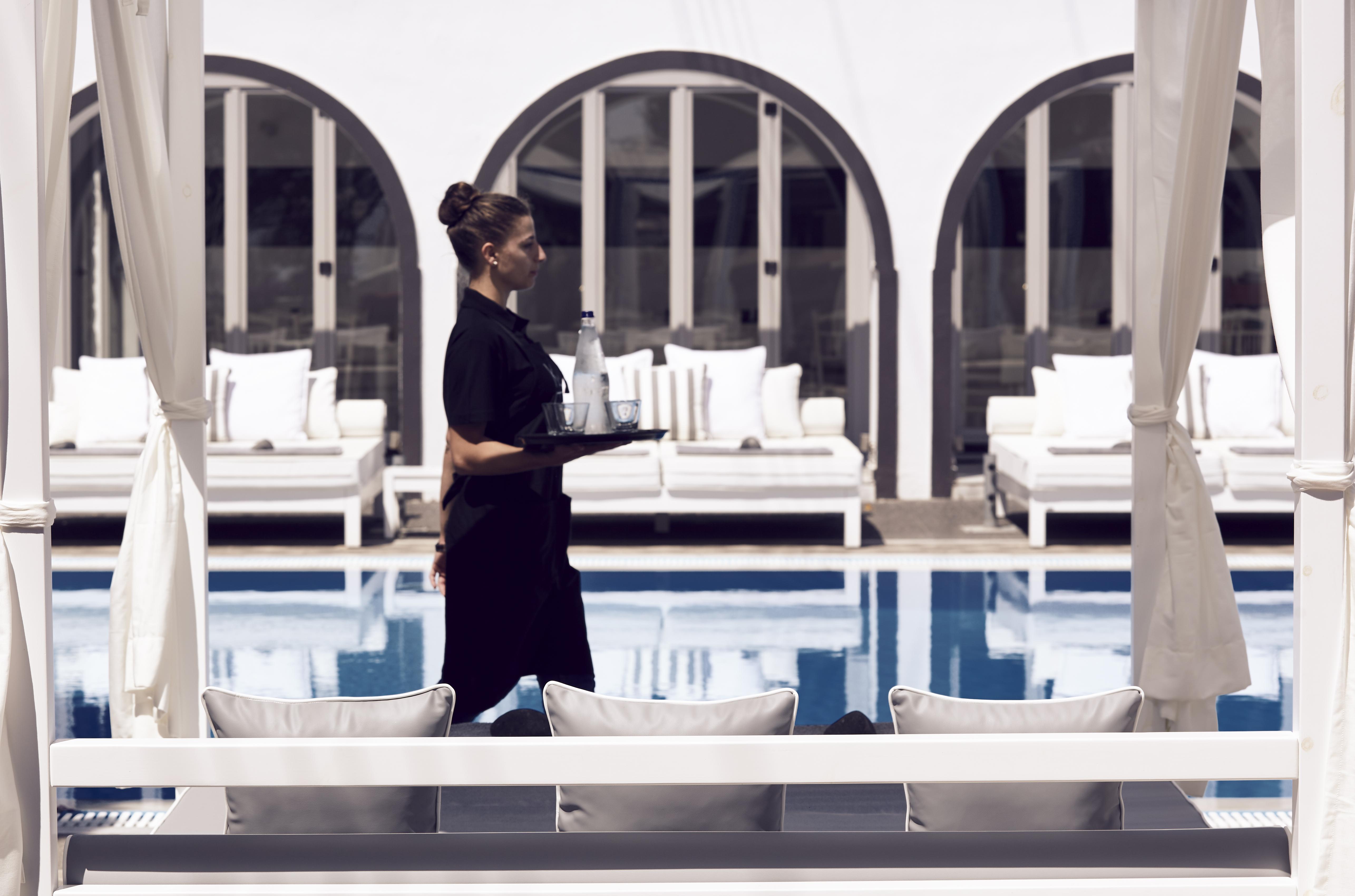 Kalisti Hotel & Suites Тира Экстерьер фото